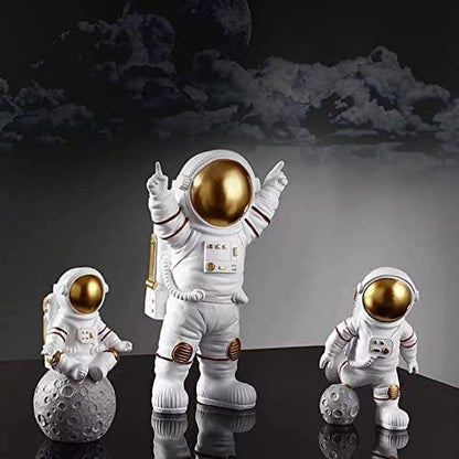 Astronaut Spaceman Statue Ornament